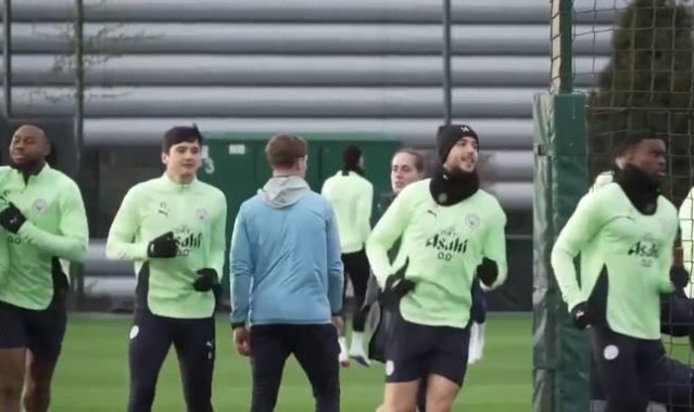 周中欧冠能否上场？尼科-冈萨雷斯参加了曼城今天的公开训练