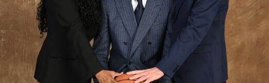 乐鱼体育登录-【人物】萨隆欲当全能战士，黄蜂也打造三少看齐雷霆