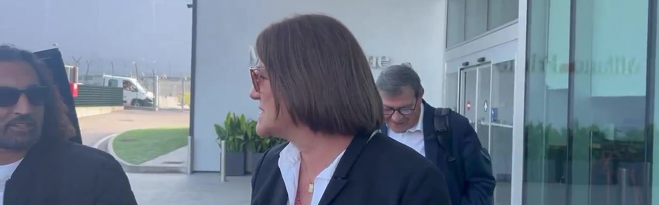 乐鱼体育官方网站-母子同抵米兰，拉比奥特母亲表示加盟红黑军团是球员首选