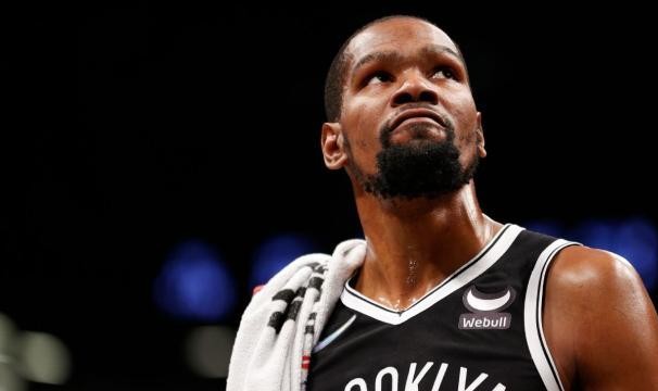 乐鱼体育官方-篮网曾报价杜兰特换双探花 绿军仍是KD可能下家