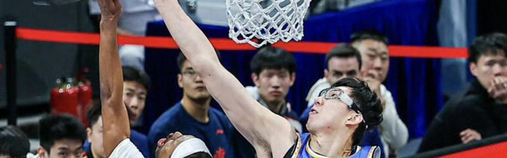 乐鱼体育官方网站-关键时刻出现失误，周琦登场35分钟&amp;amp;投篮10中4得13分8板2助